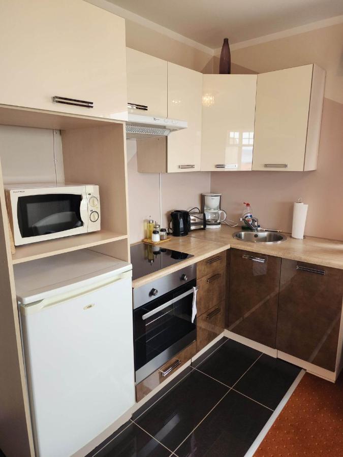Kiljan Apartments & Rooms Блондуос Екстериор снимка